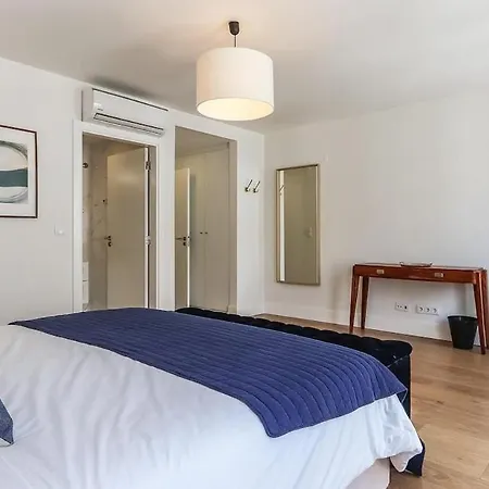 Liberdade Spacious Duplex With Ac * Lisboa