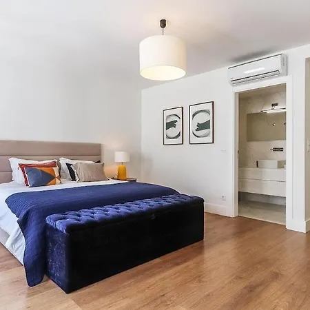 Apartament Liberdade Spacious Duplex With Ac